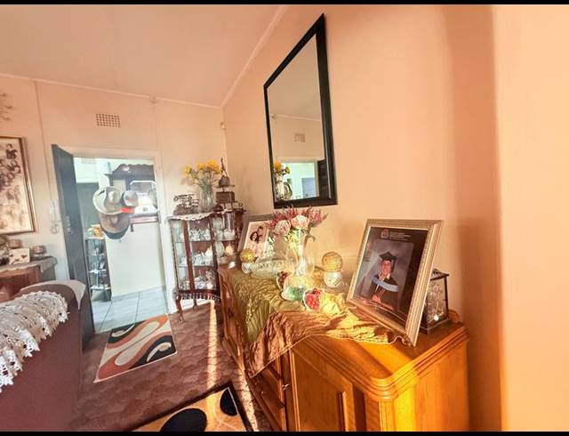 8 BEDROOM HOUSE FOR SALE IN VANDERBIJLPARK CW 2